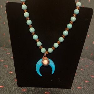 Turquoise and crystal be necklace